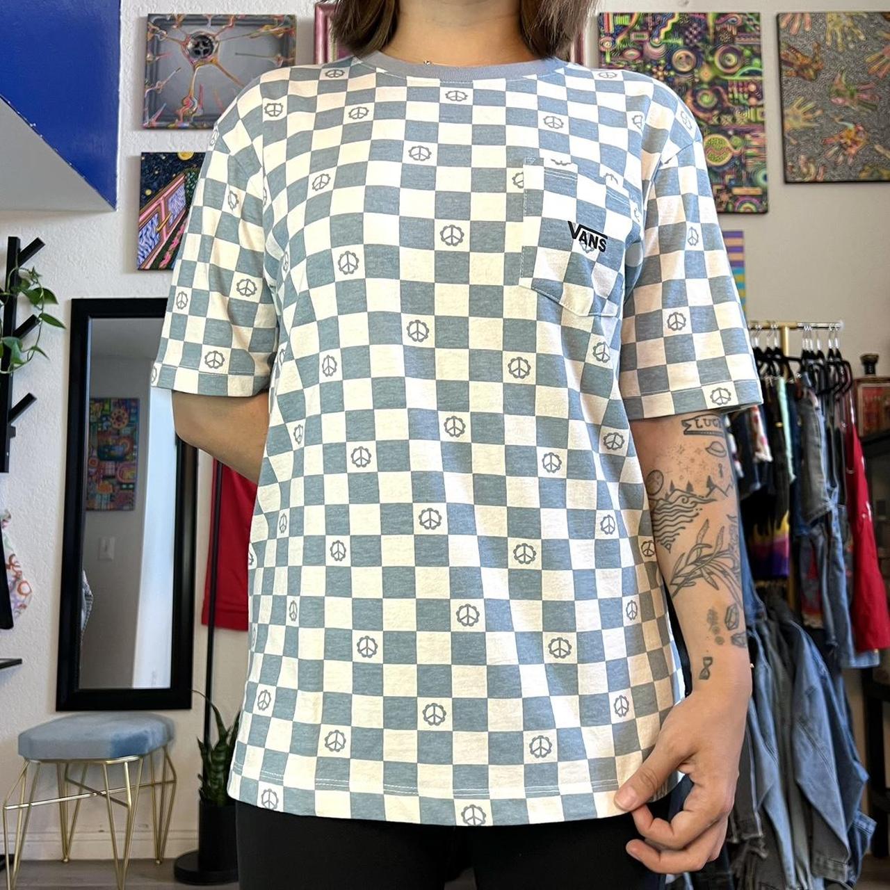 VANS checkered tee 💙, Never worn, Size s, seen on 5’2”