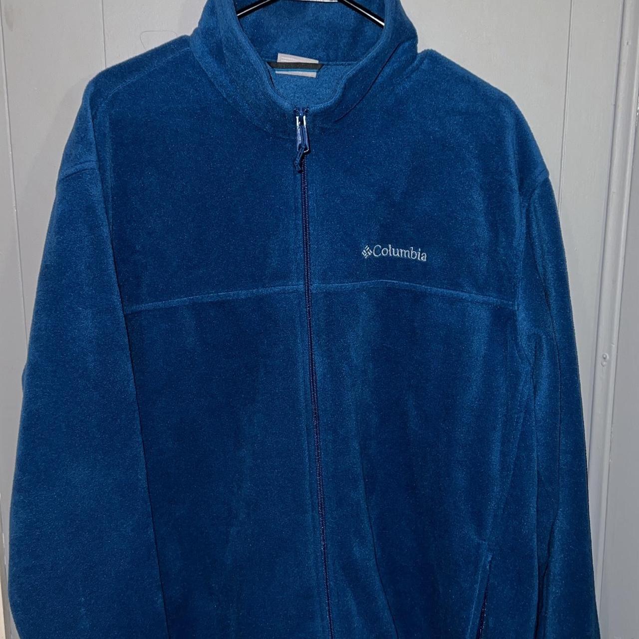 COLUMBIA ZIP UP JACKET SIZE XL - Depop