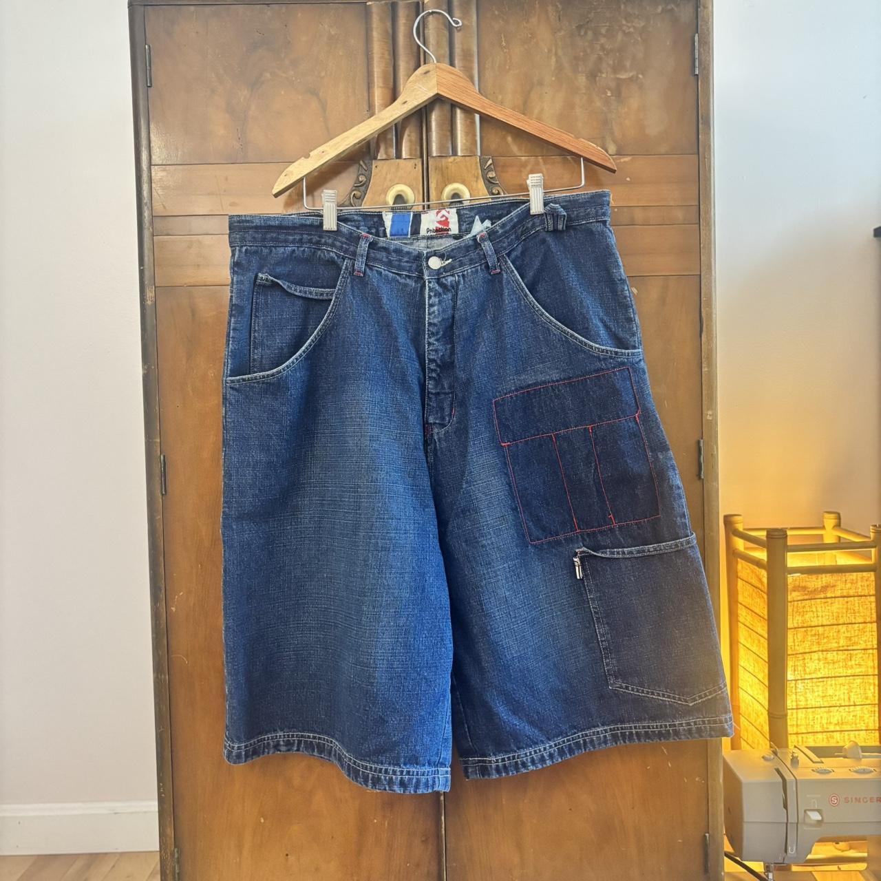item listed by emibedrosian