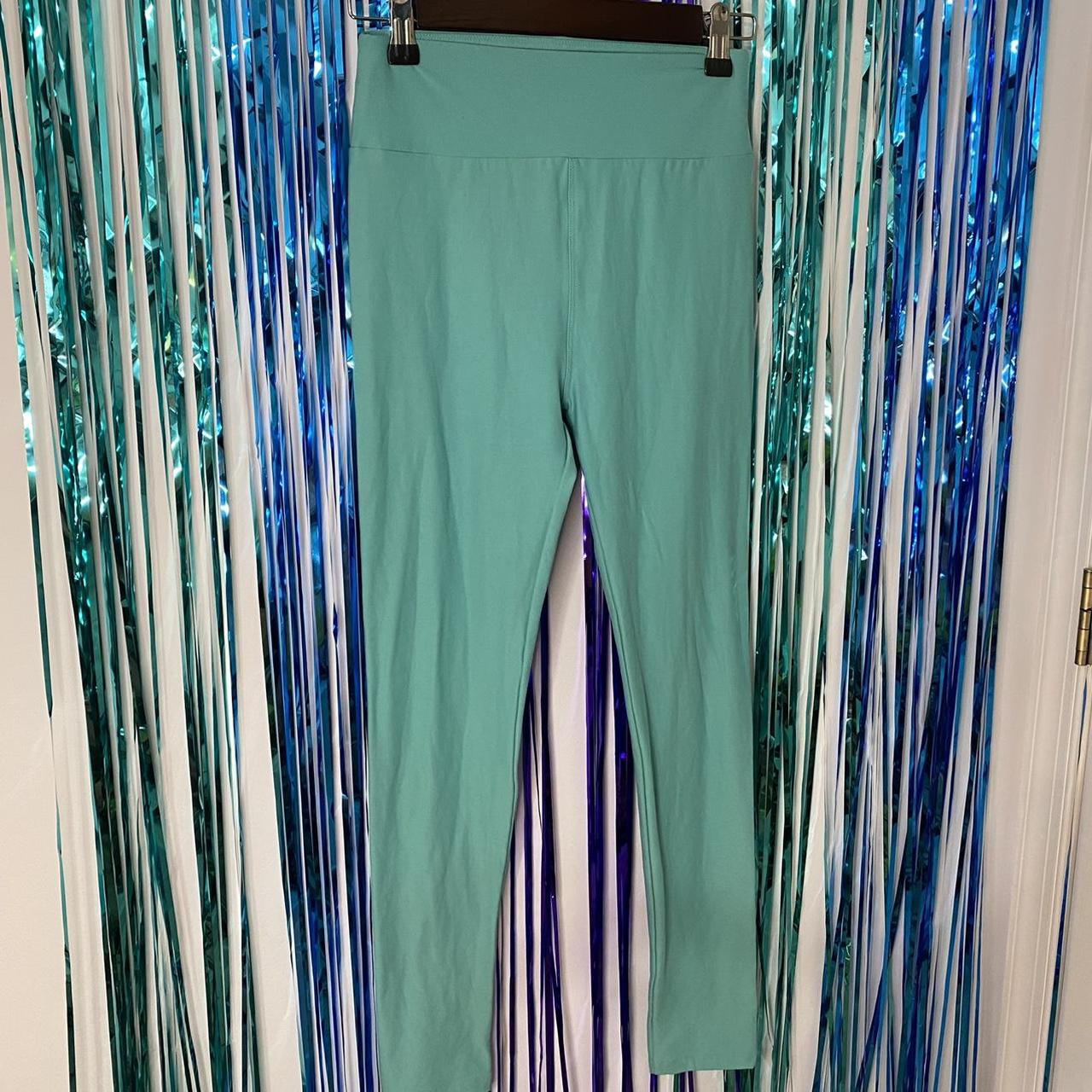 Teal Lularoe Leggings One size best for a small or - Depop