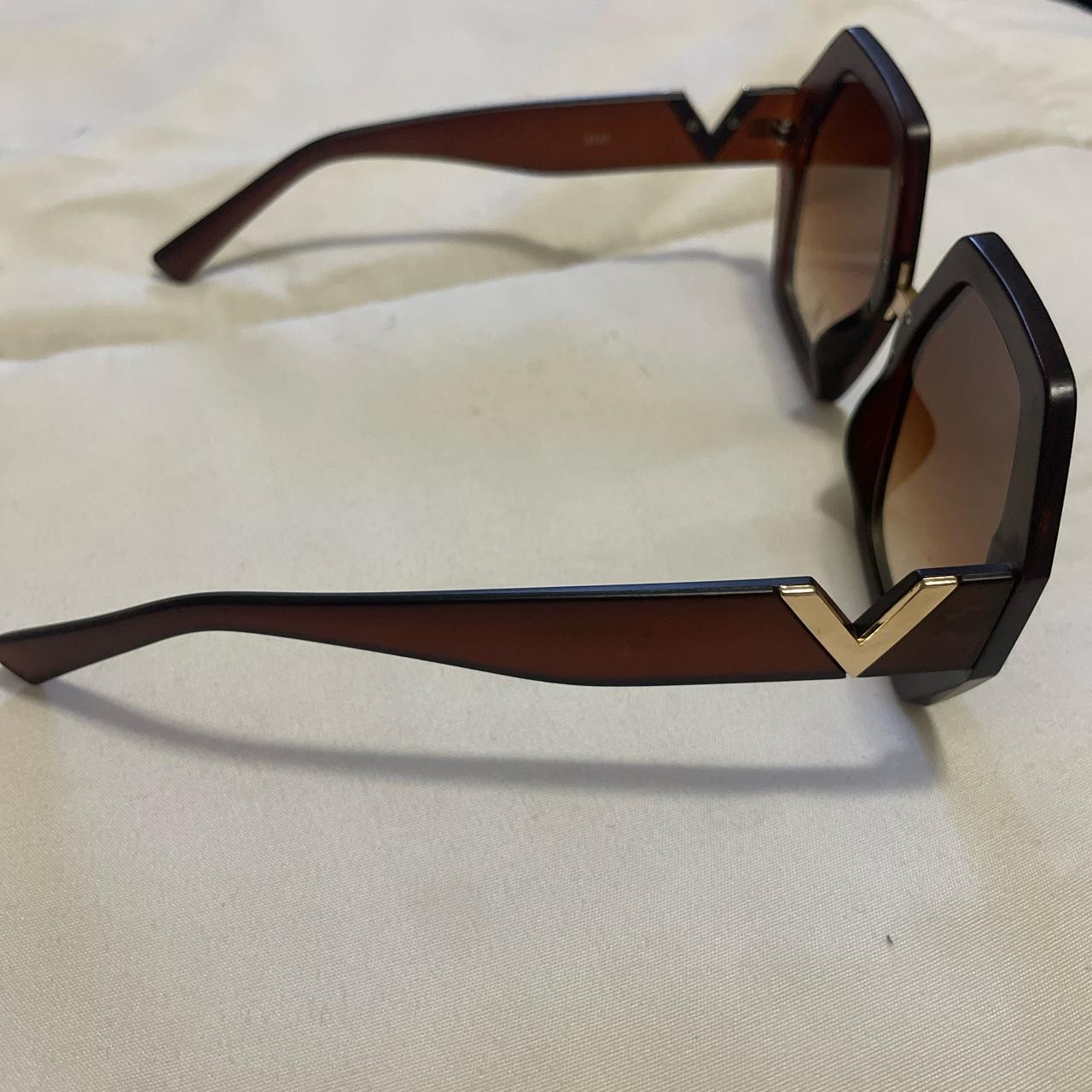 Sunglasses Louis Vuitton - Depop