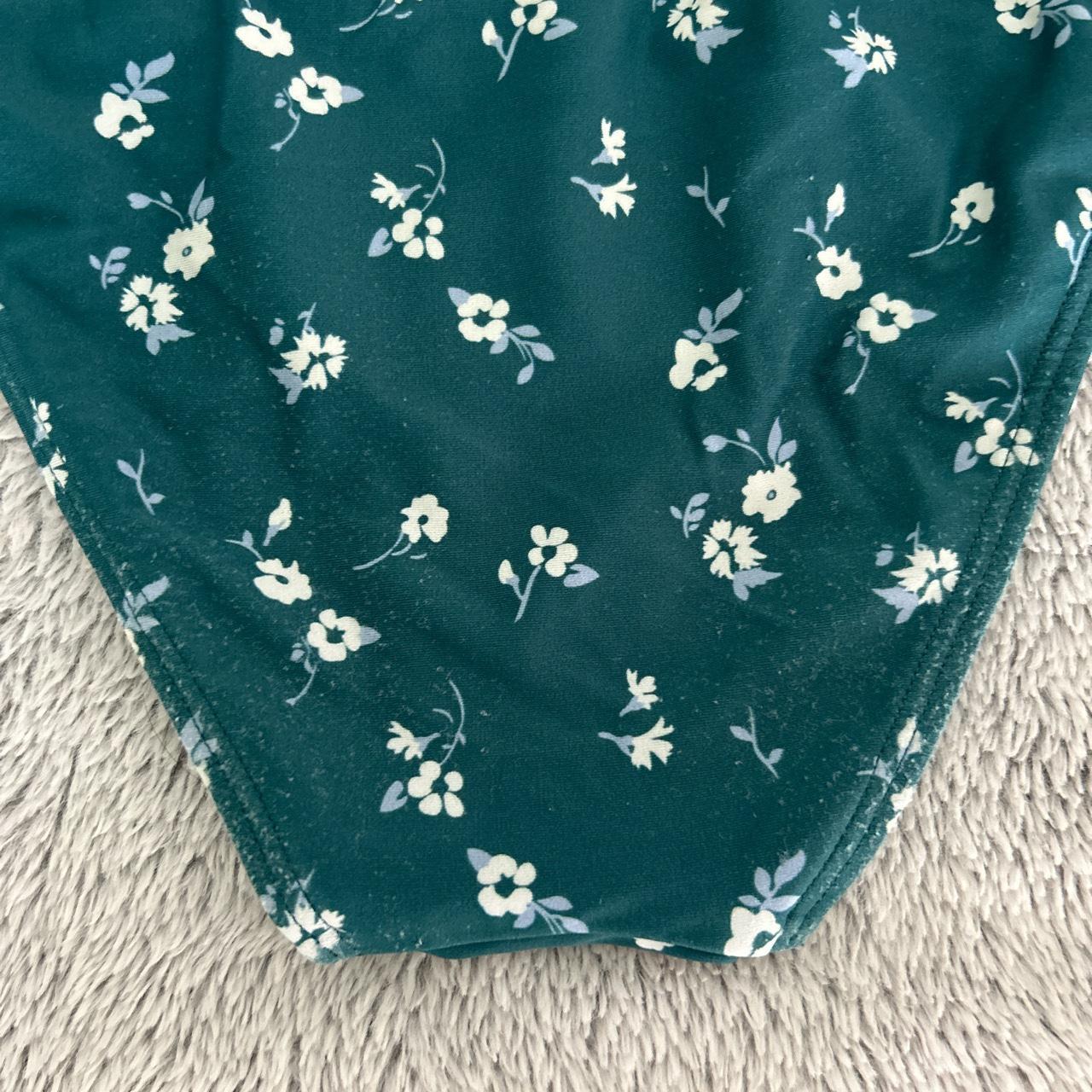 green hollister floral bikini! bottoms are a little... Depop