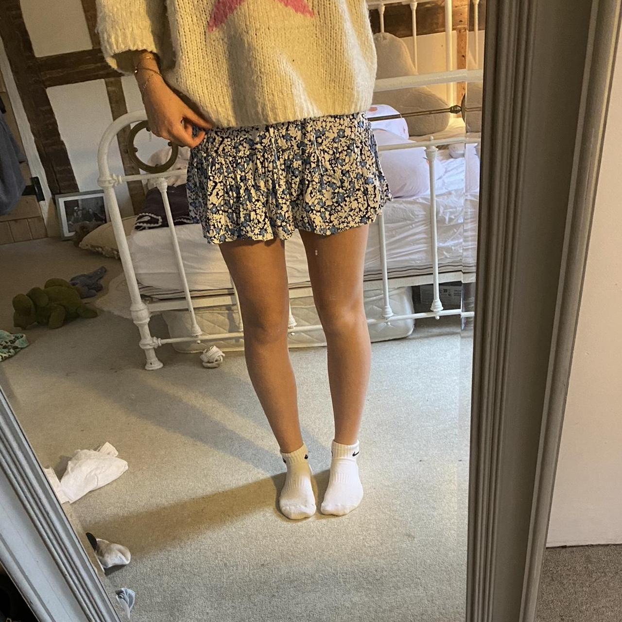 Blue and white floral ruffle skirt from Zara. Has... Depop