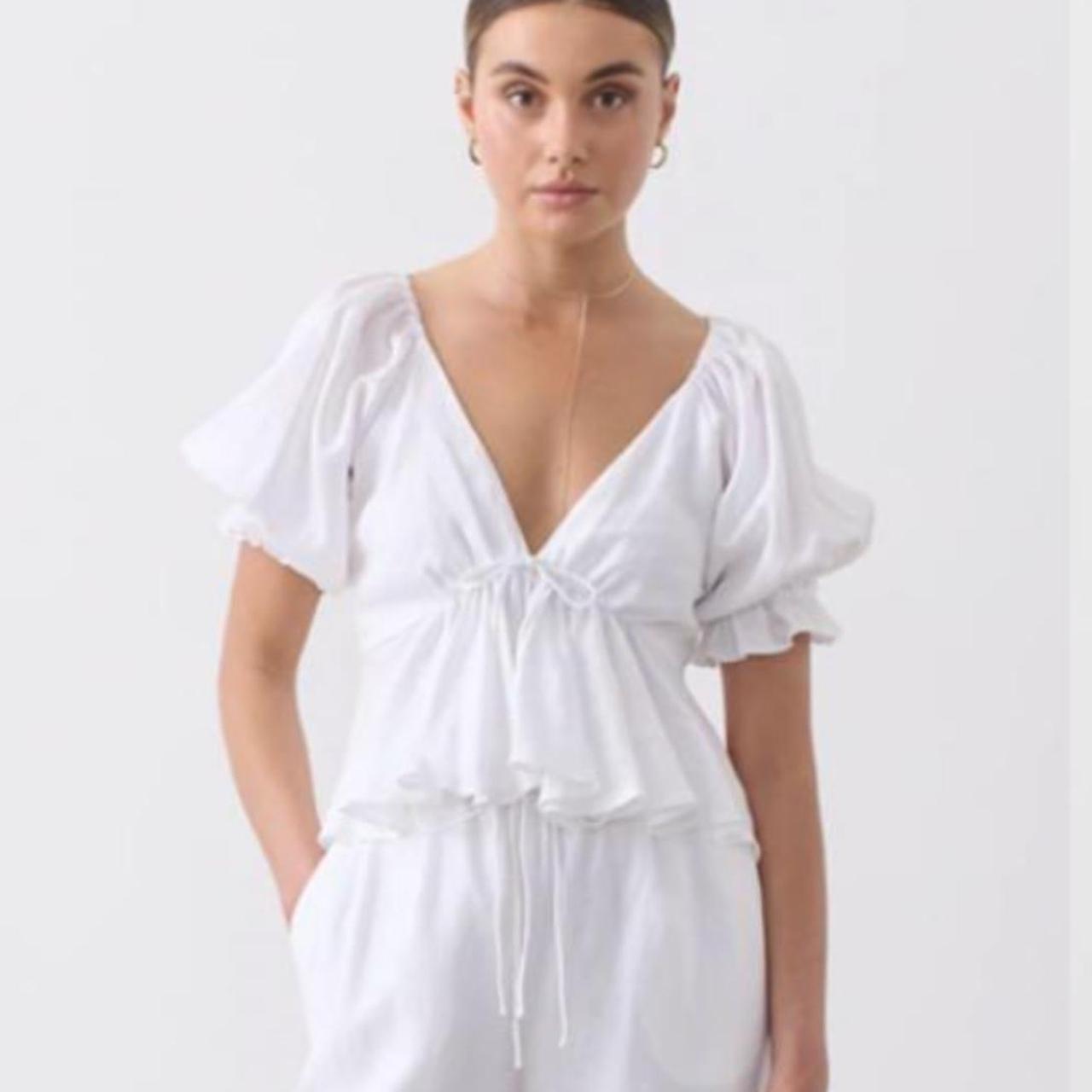 Joslin white linen top. Size 8, excellent condition. - Depop