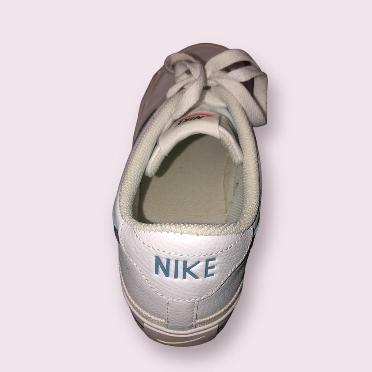 mens blue and white nike trainers