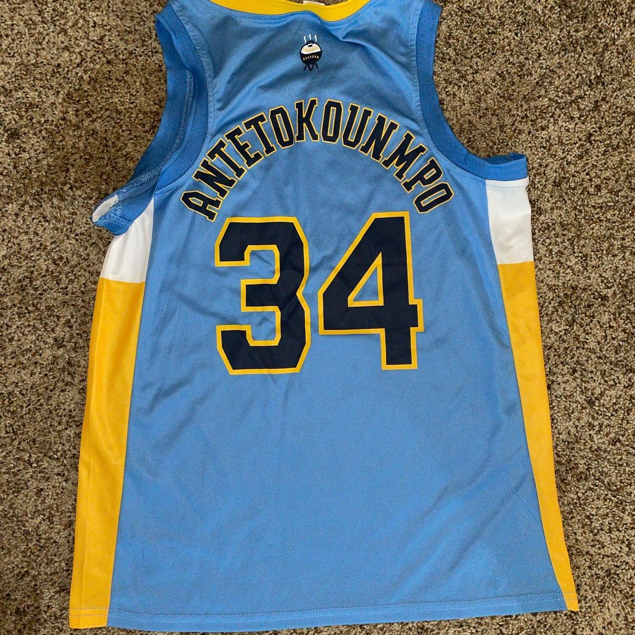 GIANNIS CROSSOVER BREWER JERSEY : r/Brewers