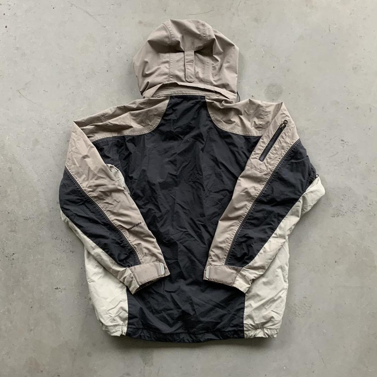 item listed by ajma1