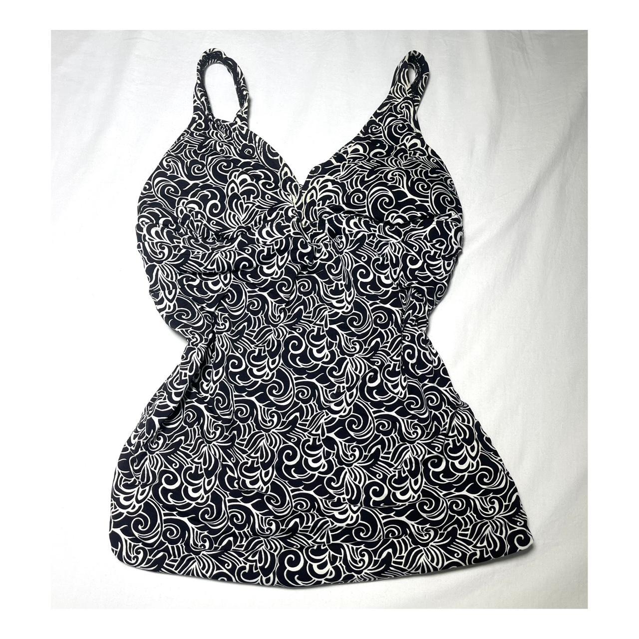 black and white tankini - Depop