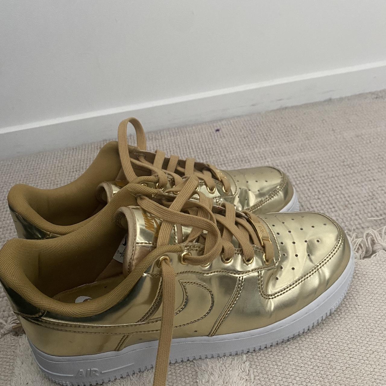 airforces with gold