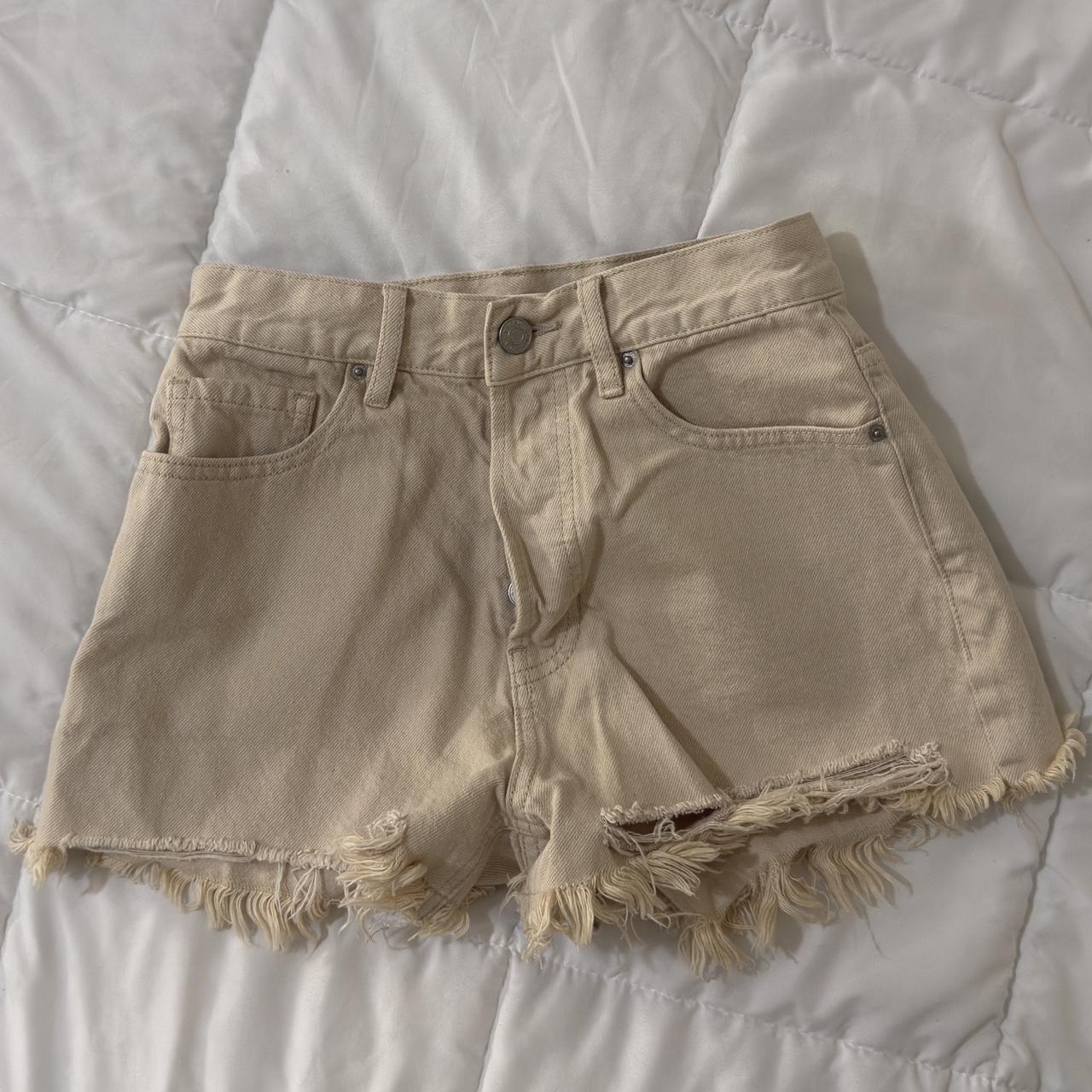 PacSun Women's Shorts - Tan/Cream - 24" – Pacsun Tan Jean shorts size 24 #jeanshorts …