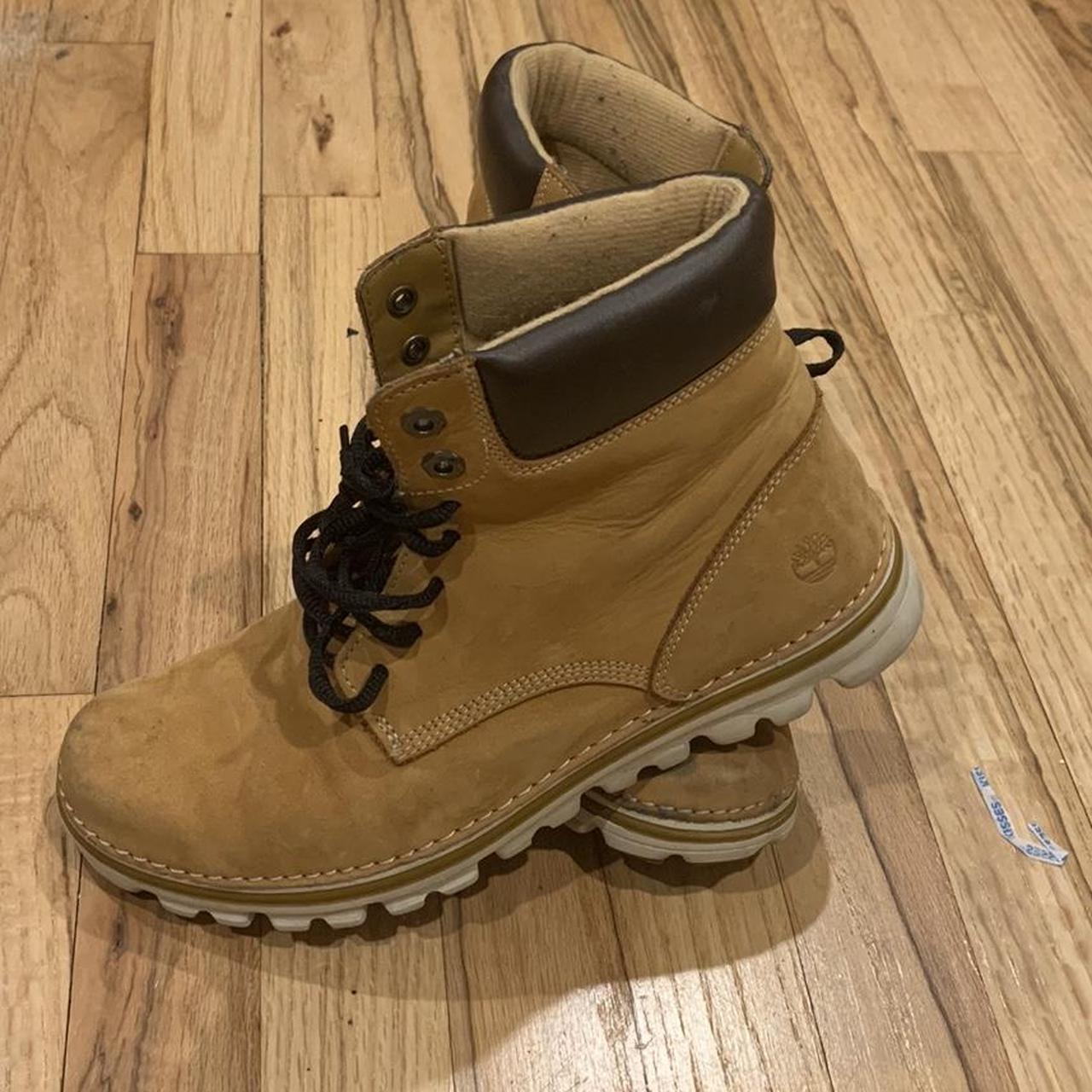 Womens size store 9 timberland boots