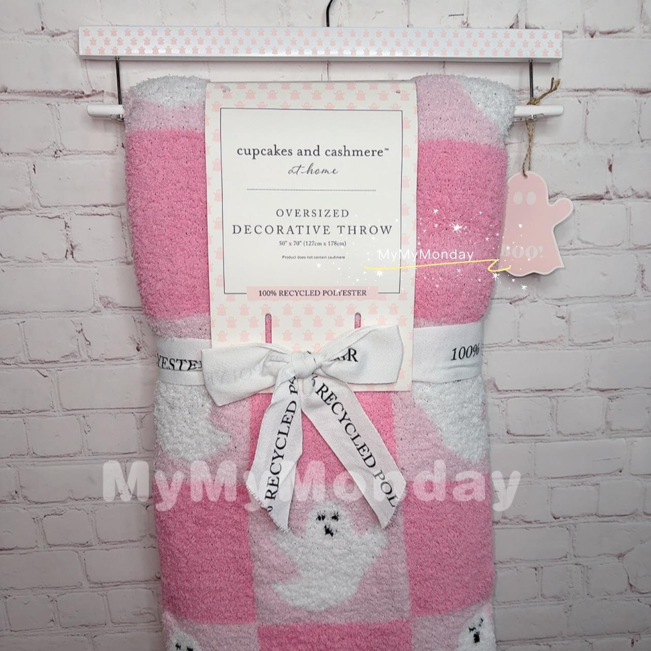 NWT VHTF nCupcakes and cashmere pink 2024 ghost blanket throw