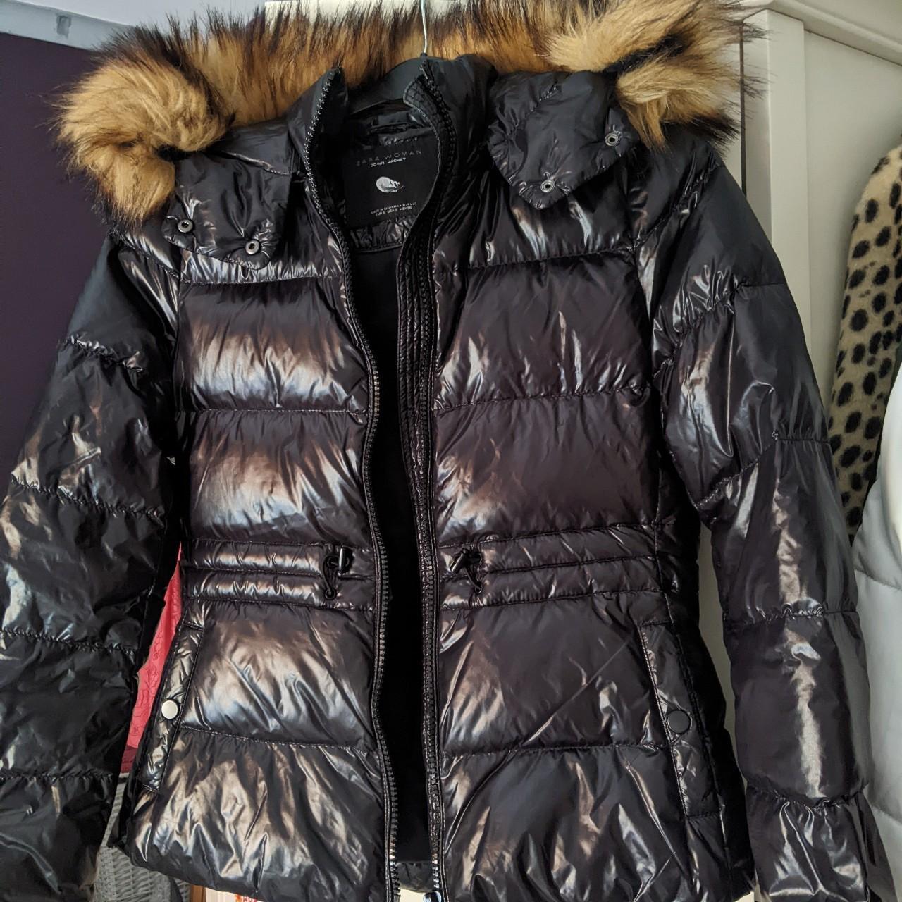 Down puffer jacket by Zara Woman. Worn only once as... - Depop