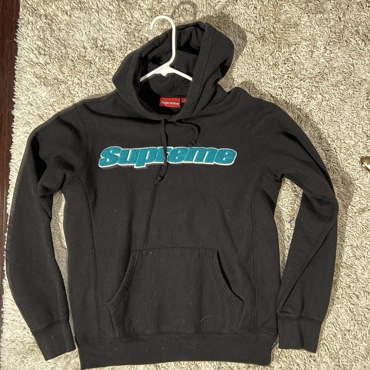 Supreme on sale fuzzy sweatshirt