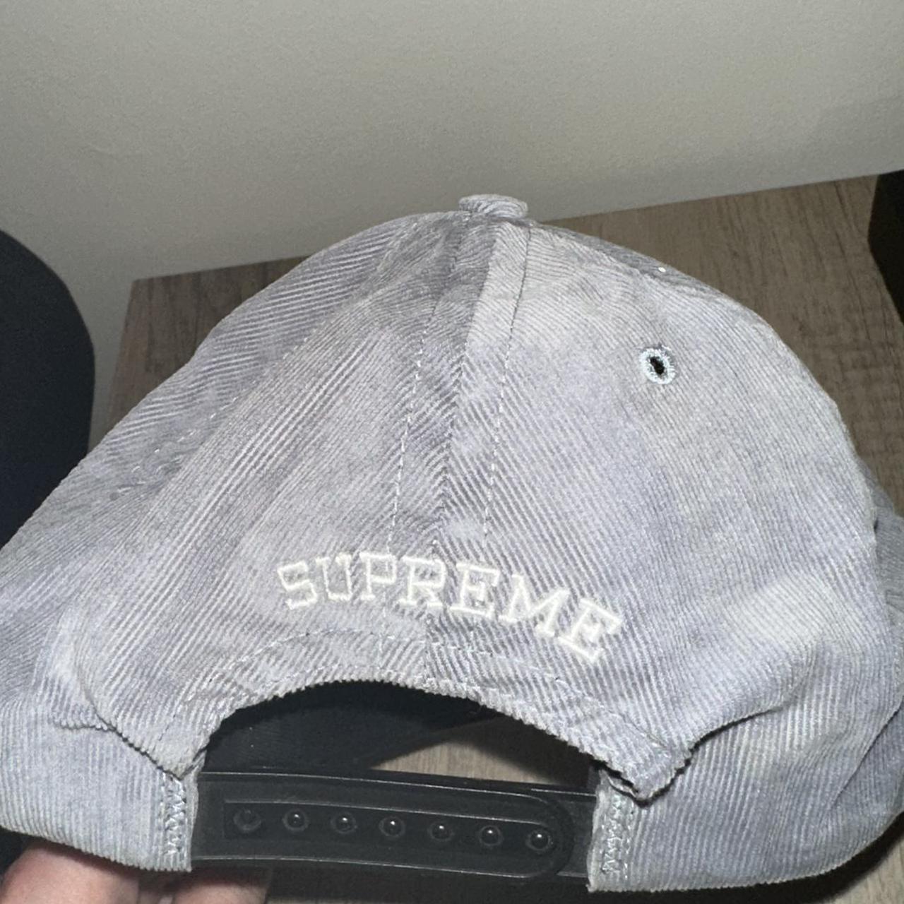 Supreme Men's Hat - Grey