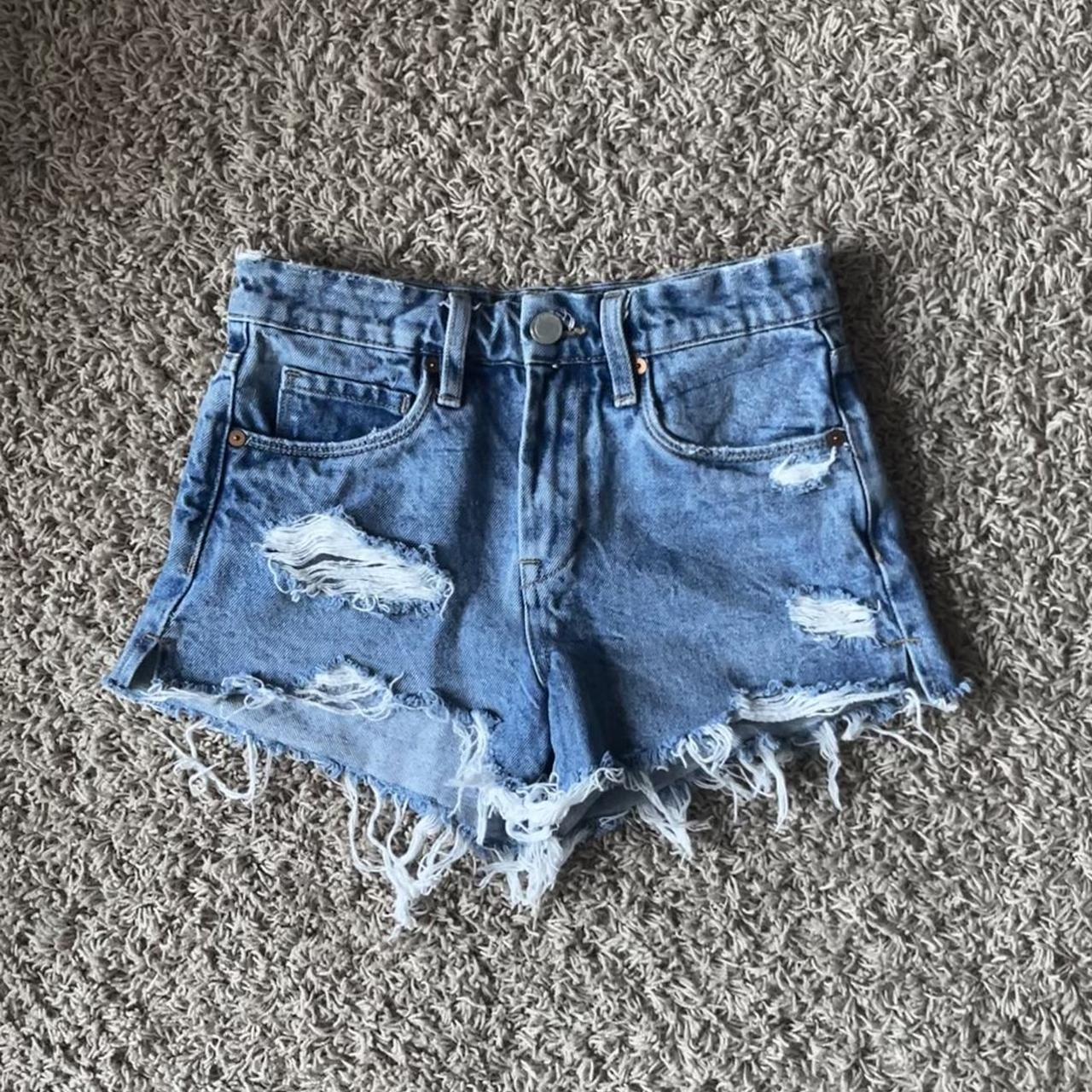 BLANK NYC Denim Shorts Style “the Barrow”! Cute... - Depop