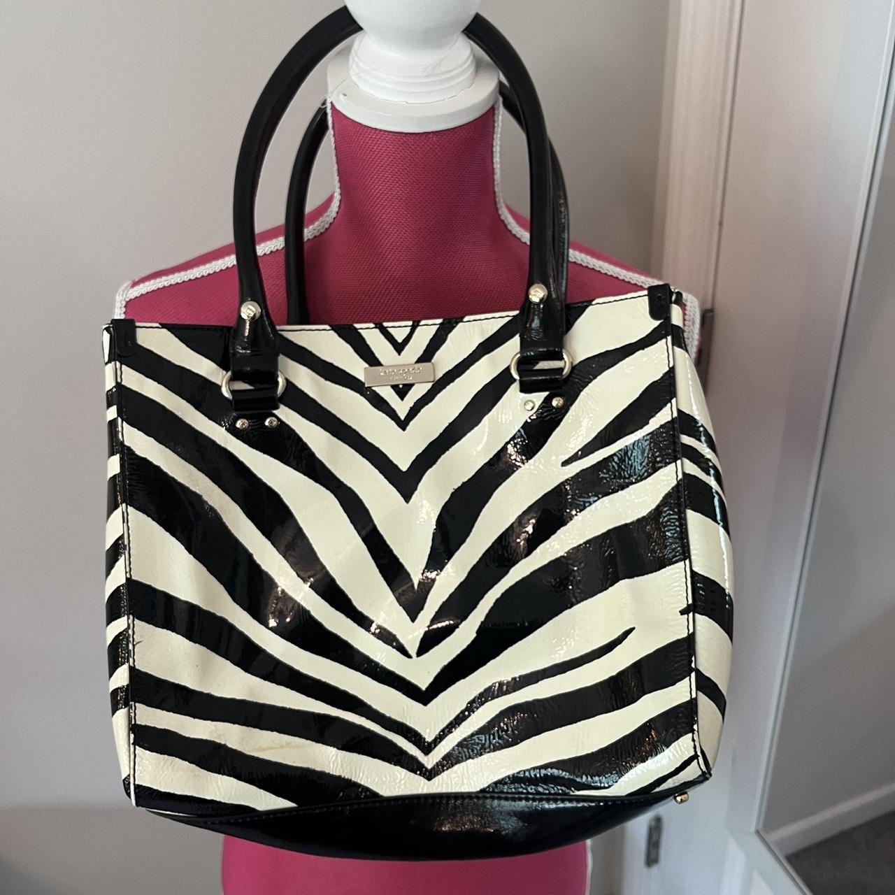 black and white kate spade leather tote bag/hand - Depop