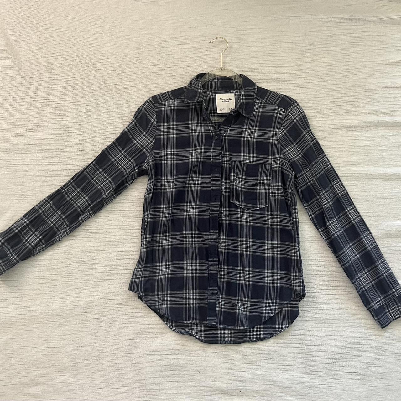 Abercrombie & Fitch navy blue and white flannel... - Depop