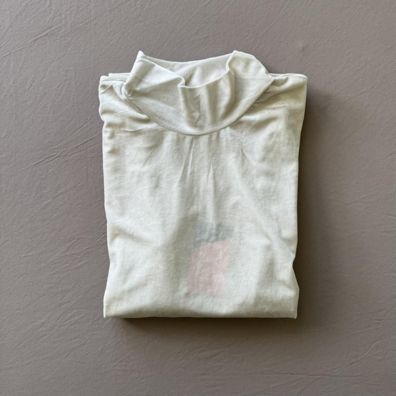 item listed by adinavanh