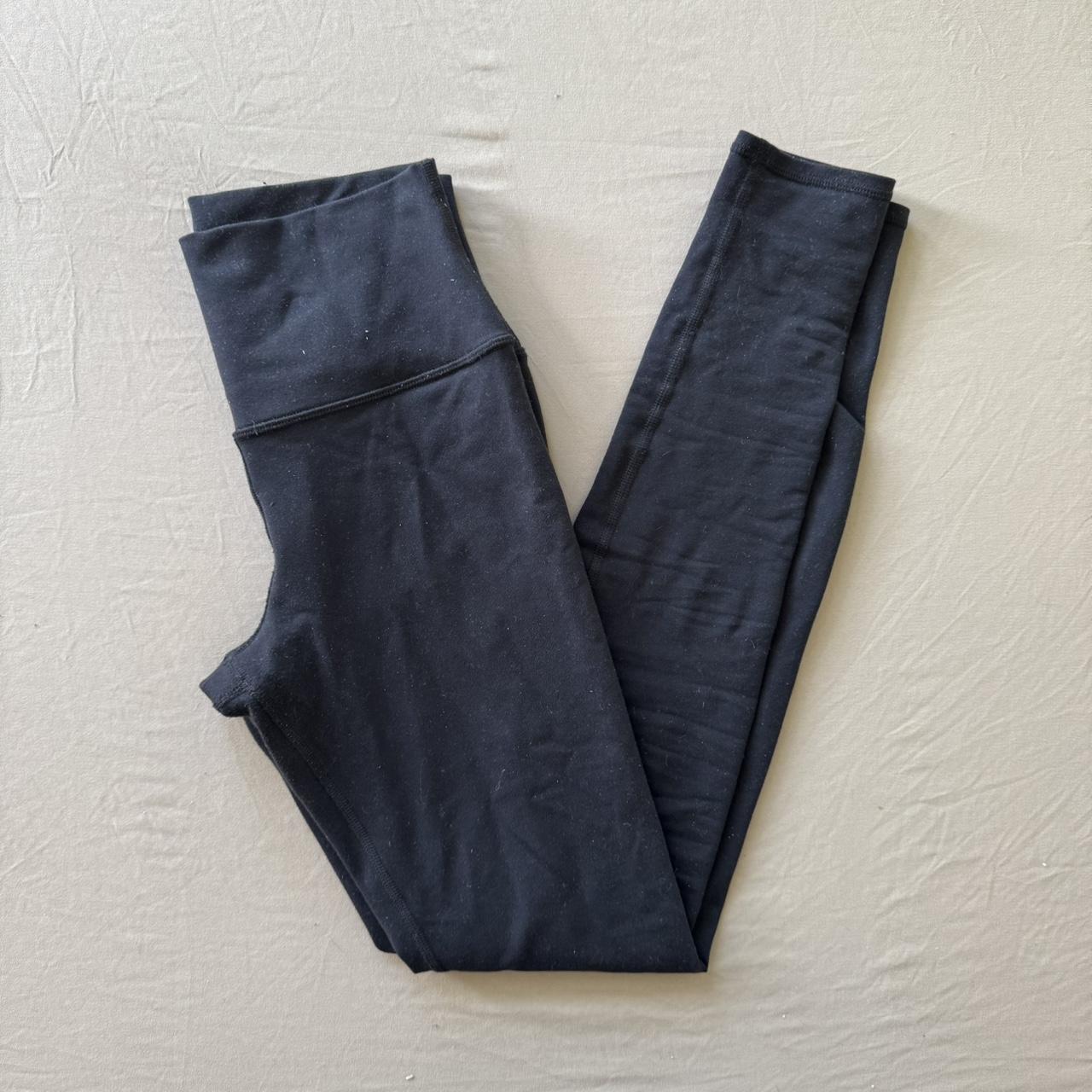 item listed by adinavanh