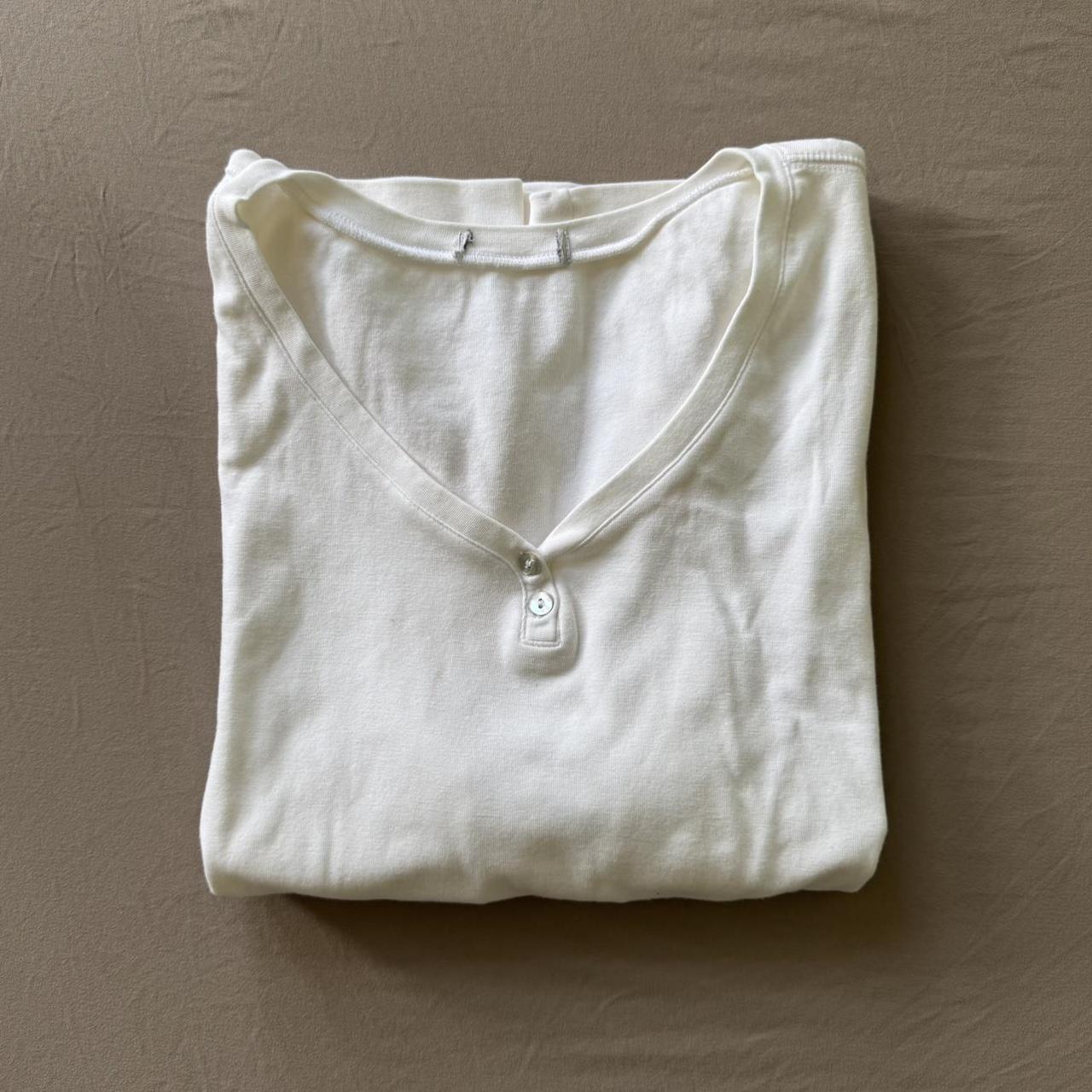 item listed by adinavanh