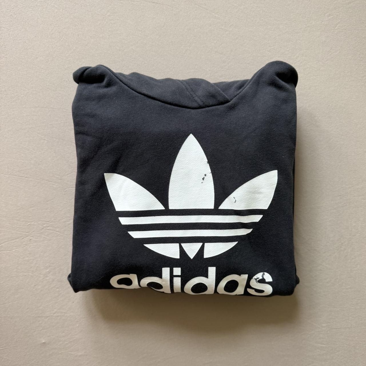 item listed by adinavanh