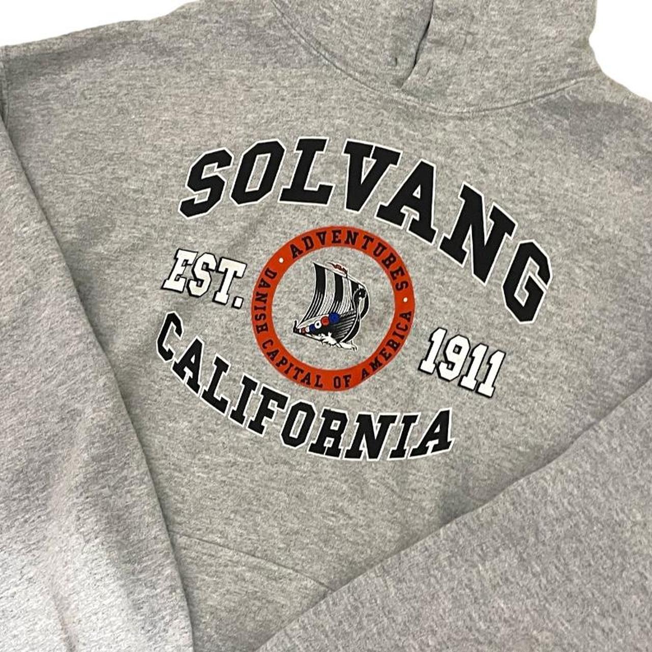 grey cali hoodie - Depop