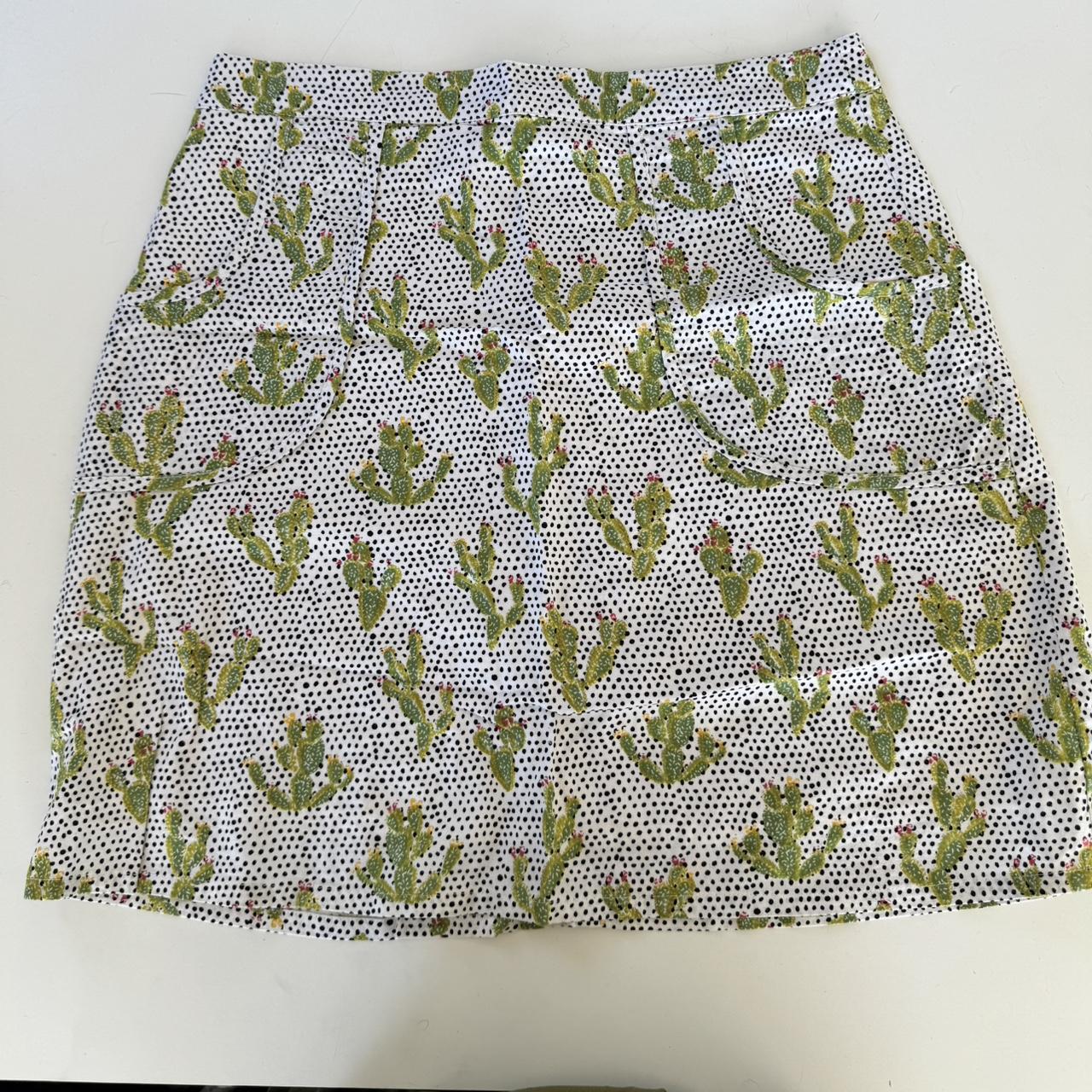 Dangerfield cactus pattern white skirt. Size 12.... | Depop