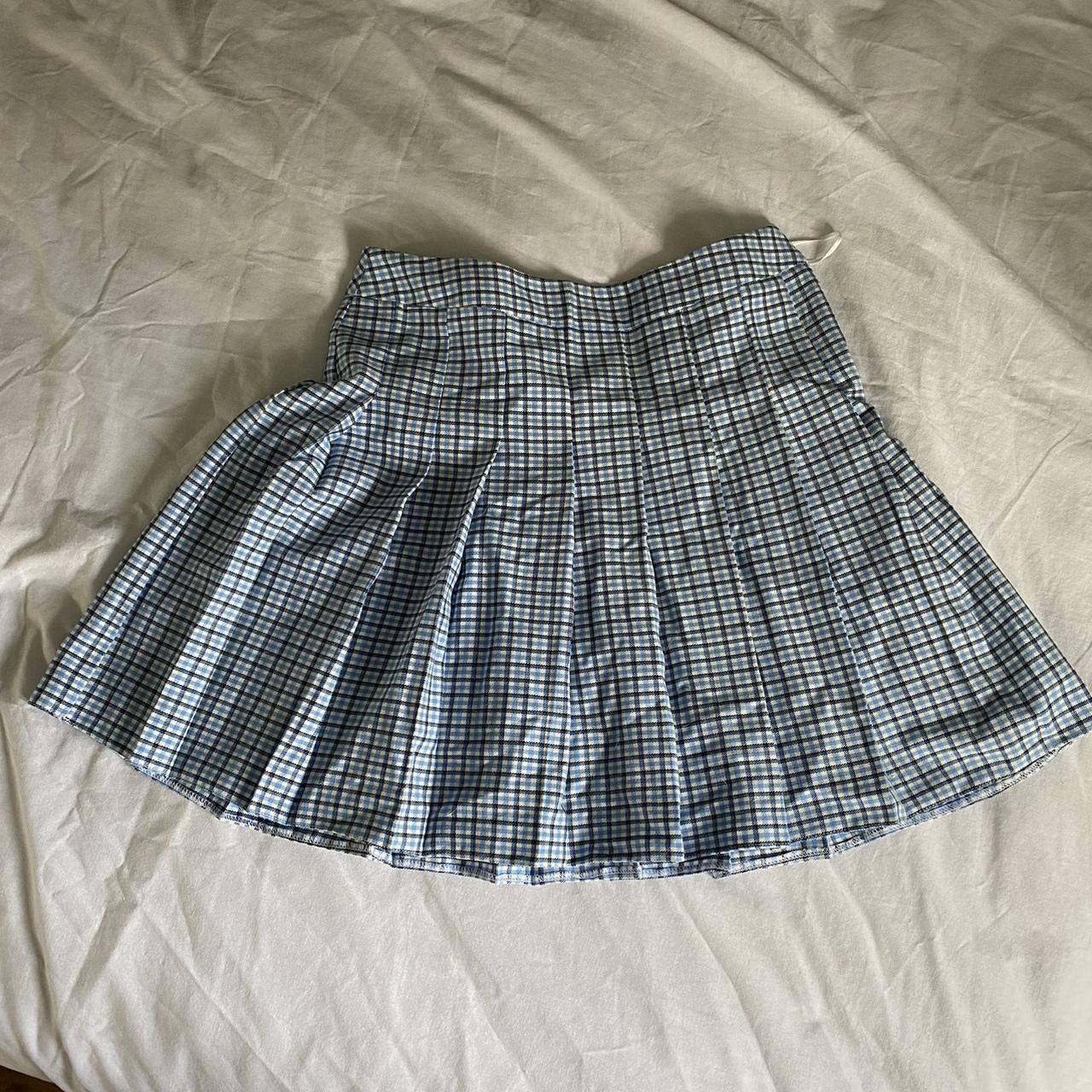 Blue pleated school type mini skirt Size 10 new look - Depop