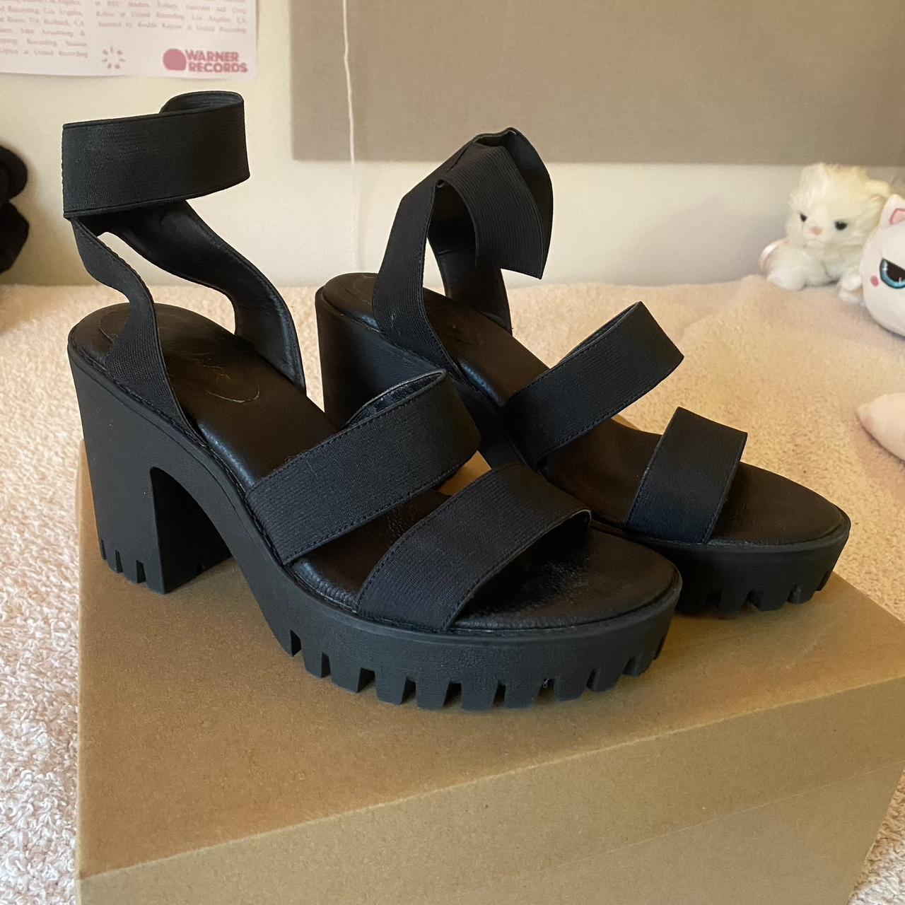 black strapless heels