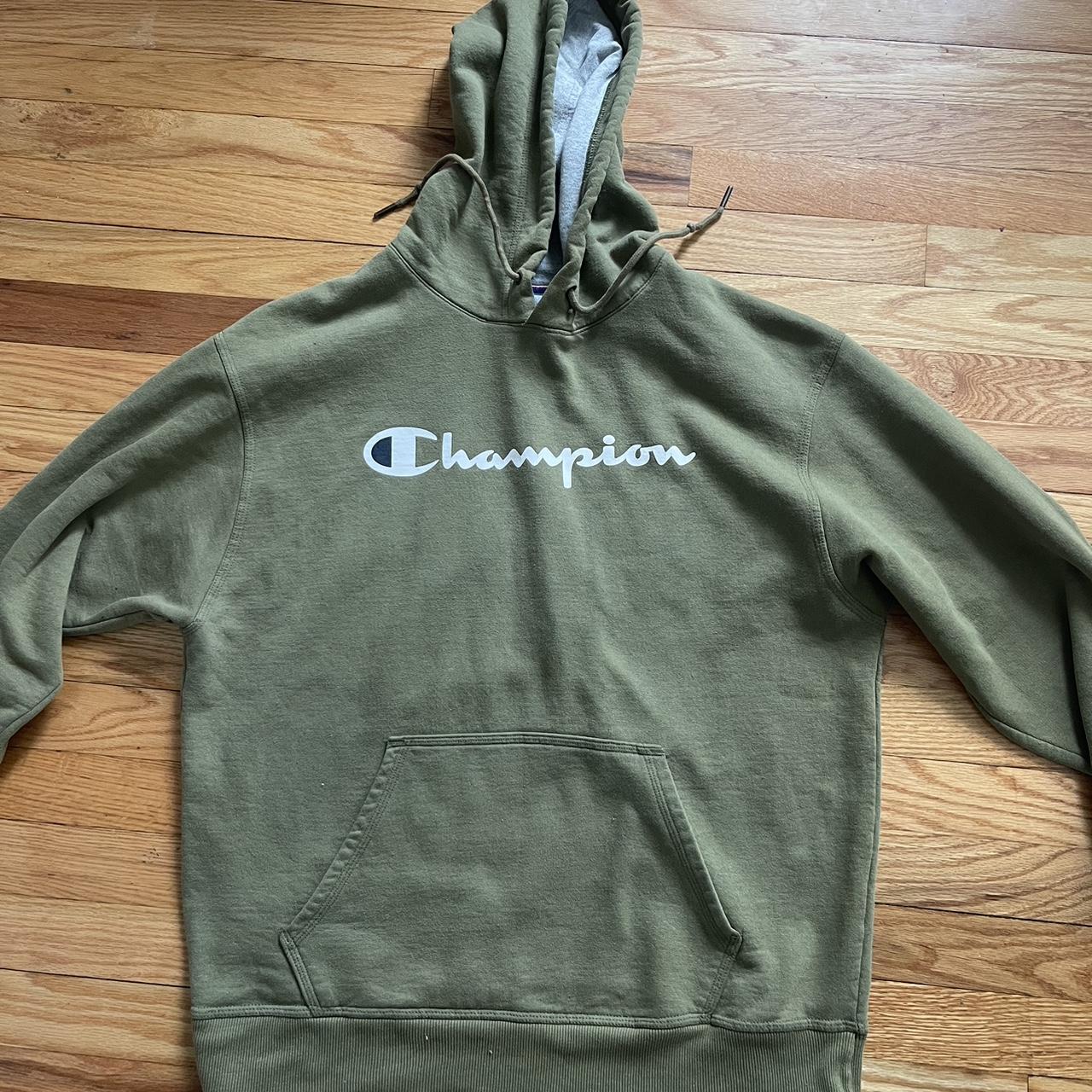 Champion Men’s Green Hoodie(Size XLarge) 2024