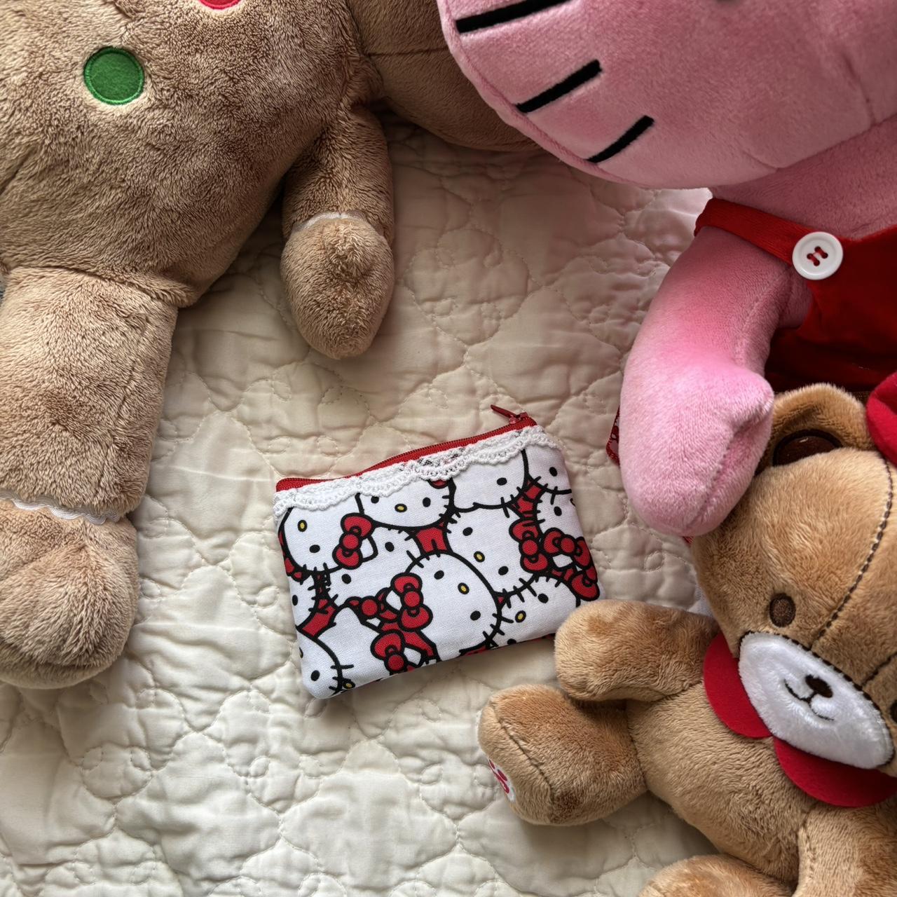 Hello kitty-coin-purse - Depop