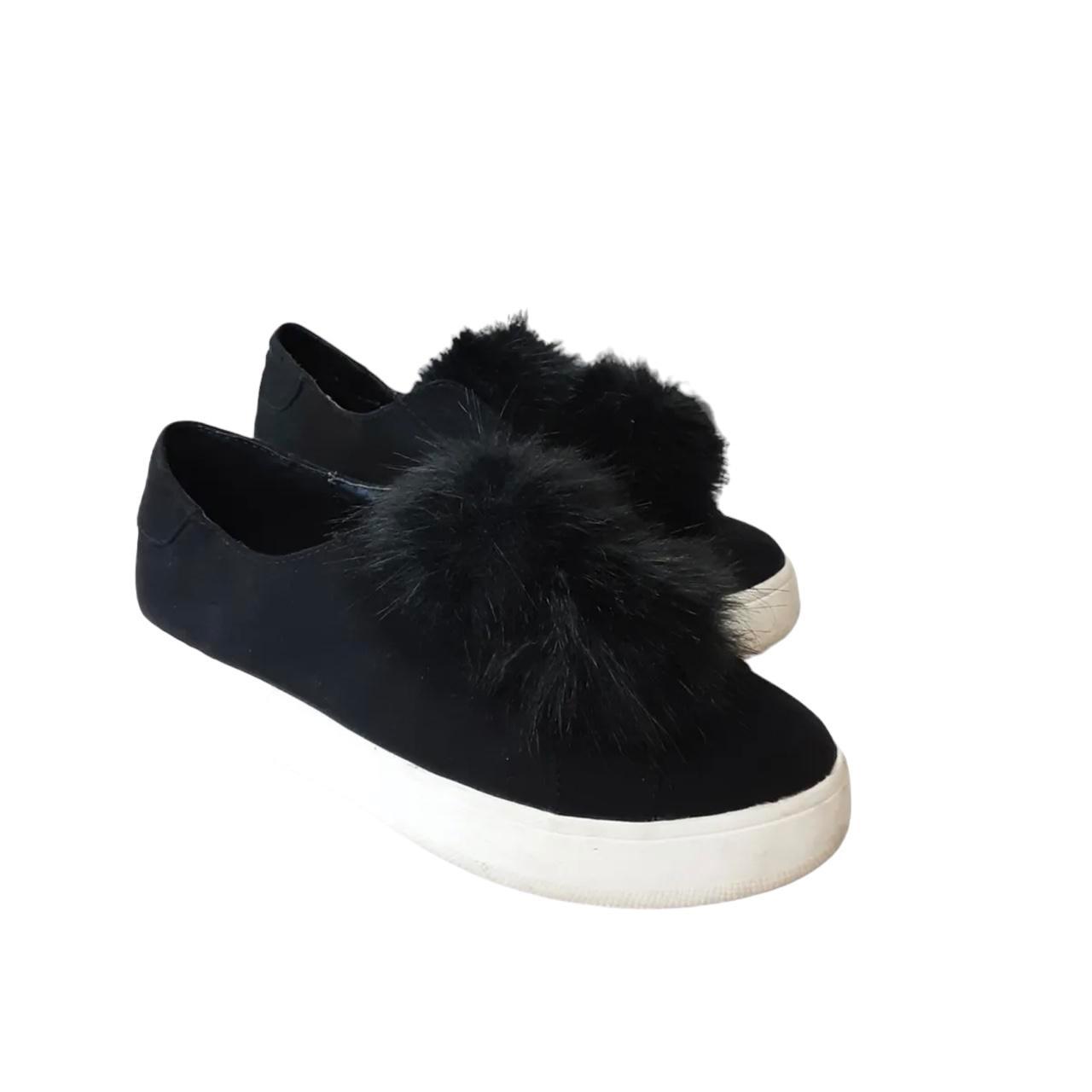 Pom pom sneakers steve madden online