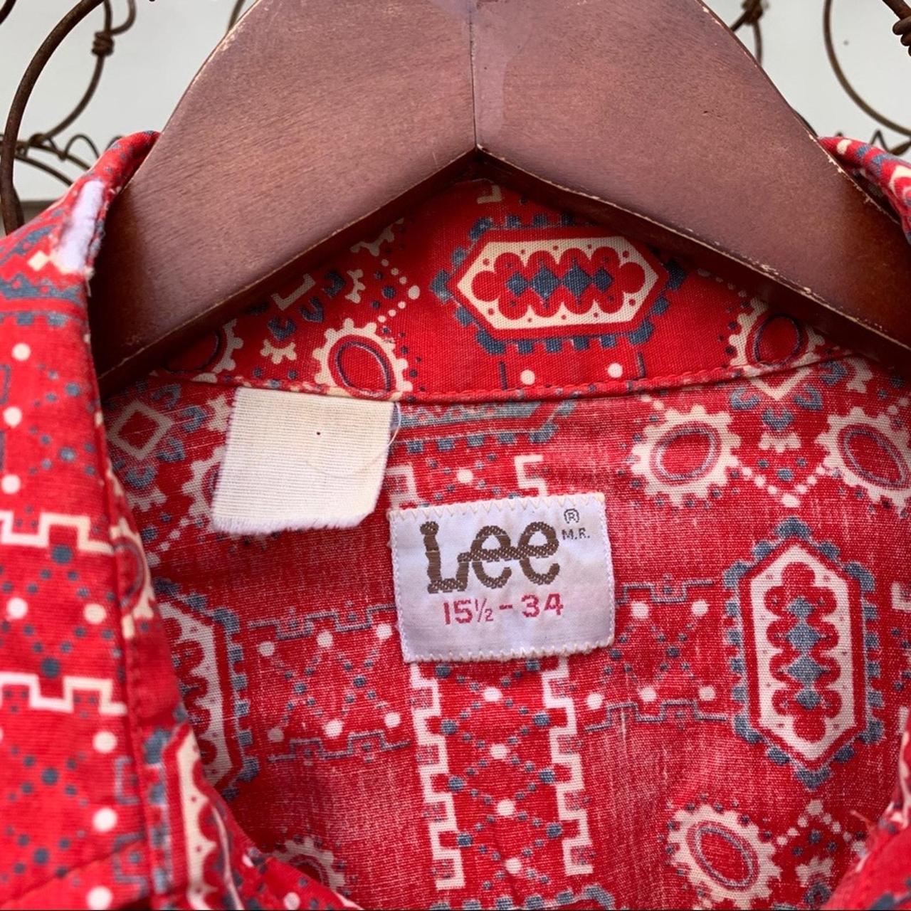 Vintage outlets 70s Lee Paisley bandana pearl snap shirt