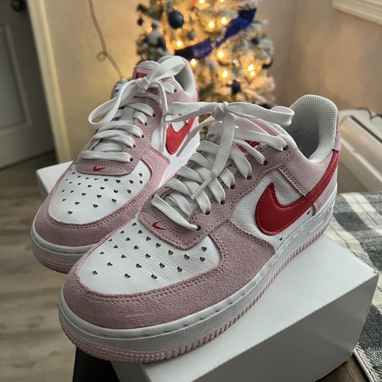 Nike Air Force 1 Low 07 QS Valentine s Day Love