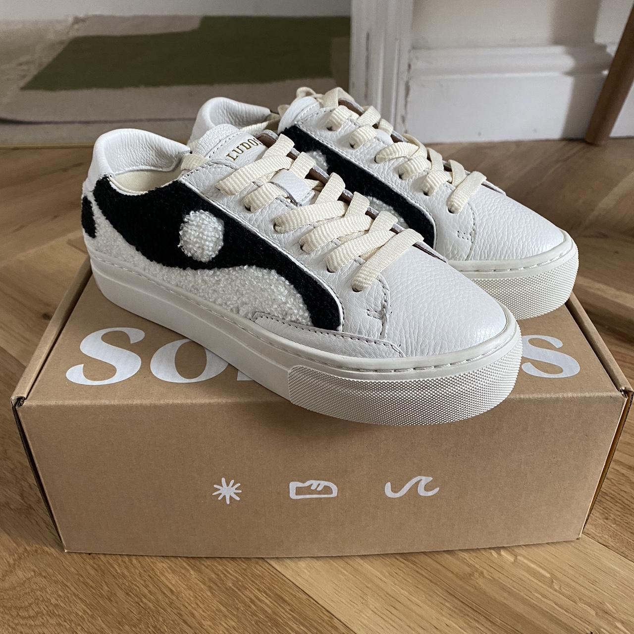 soludos yin yang sneakers