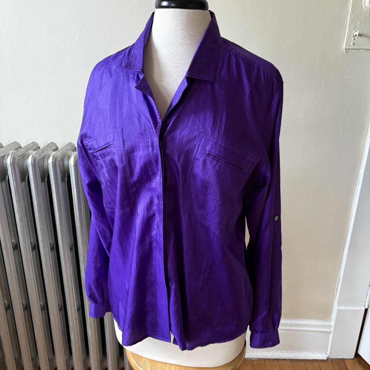 item listed by high_vibe_vintage