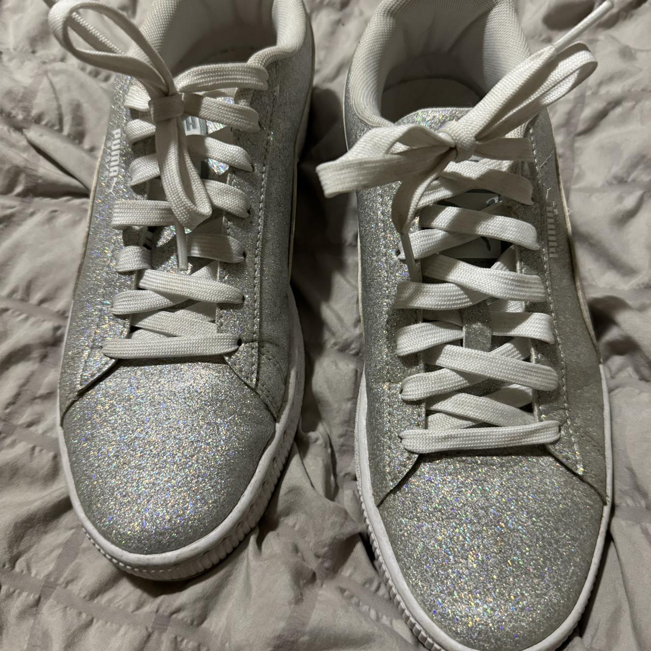 Glitter Puma Sneakers Kids Sz 6 fits like Women s