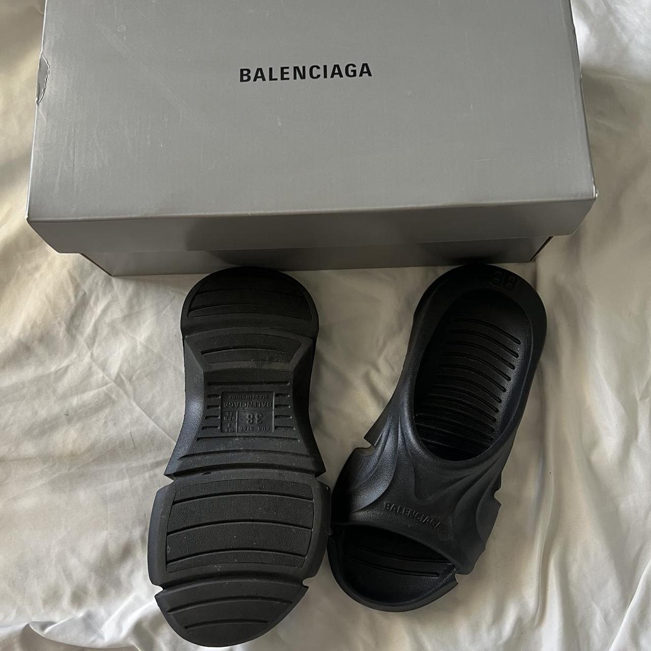 Balenciaga Women's Slides Depop