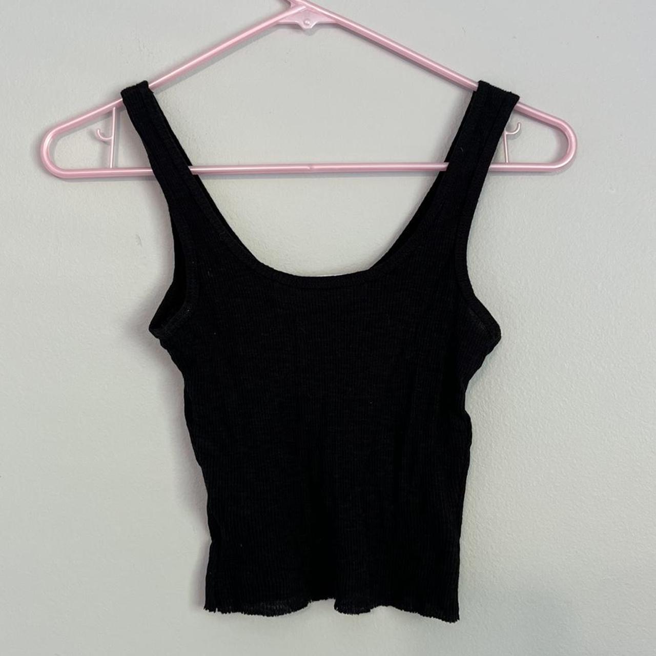 LF Women's Black Crop-top | Depop