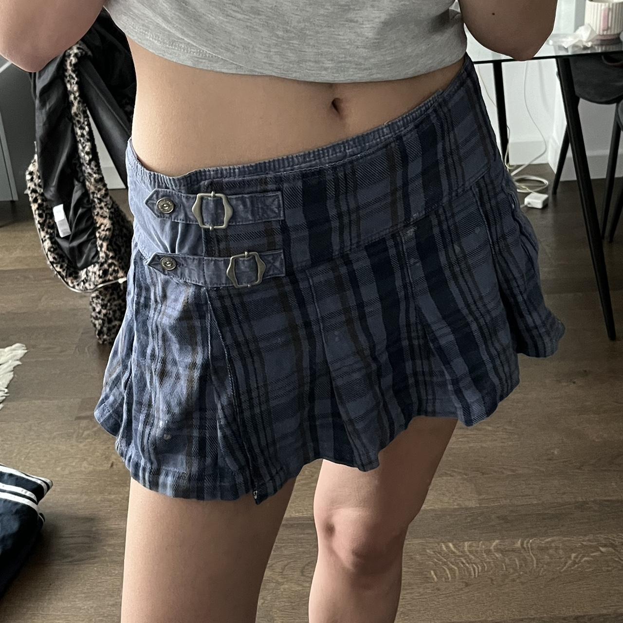 Pleated plaid mini skirt navy best sale