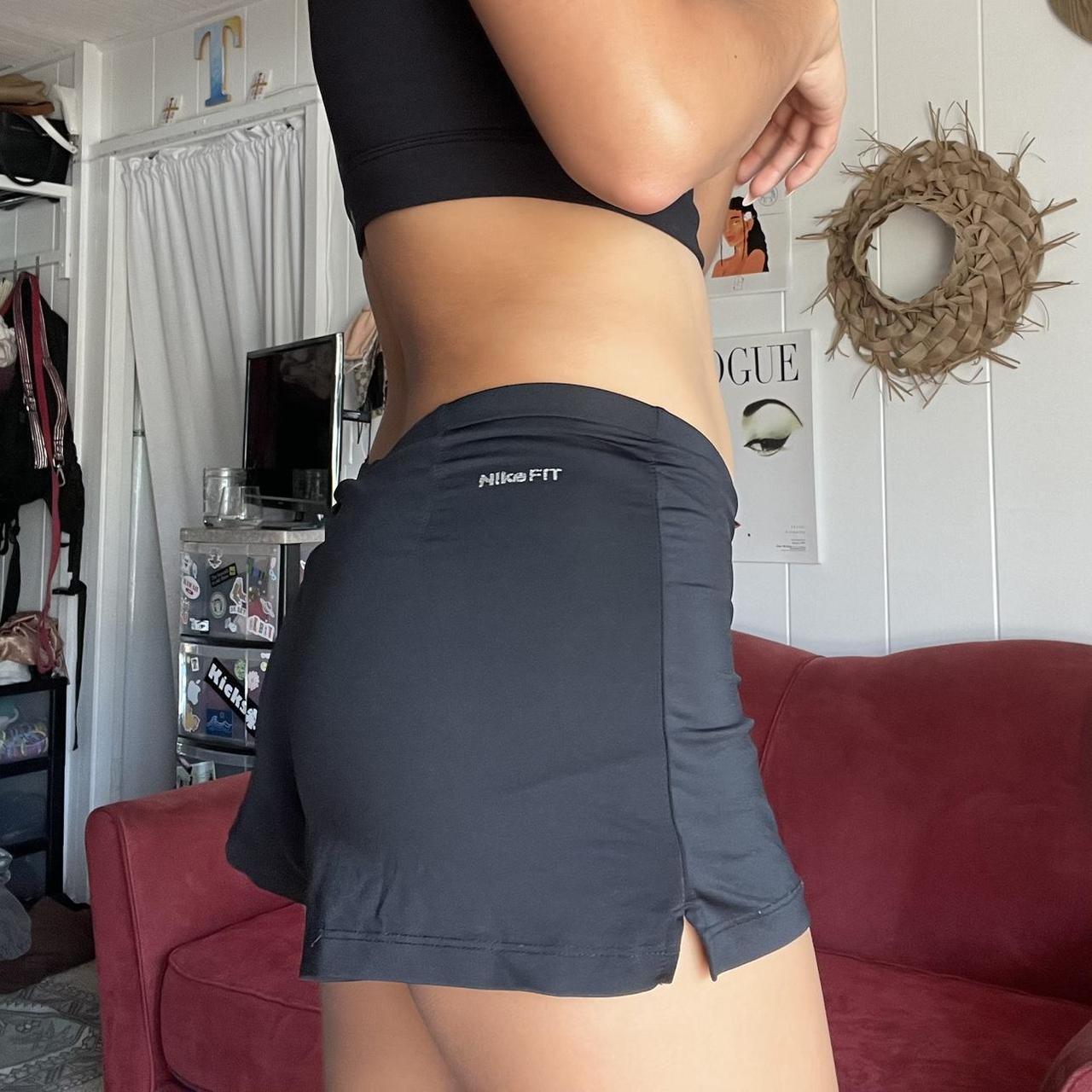 womens shorts nike black