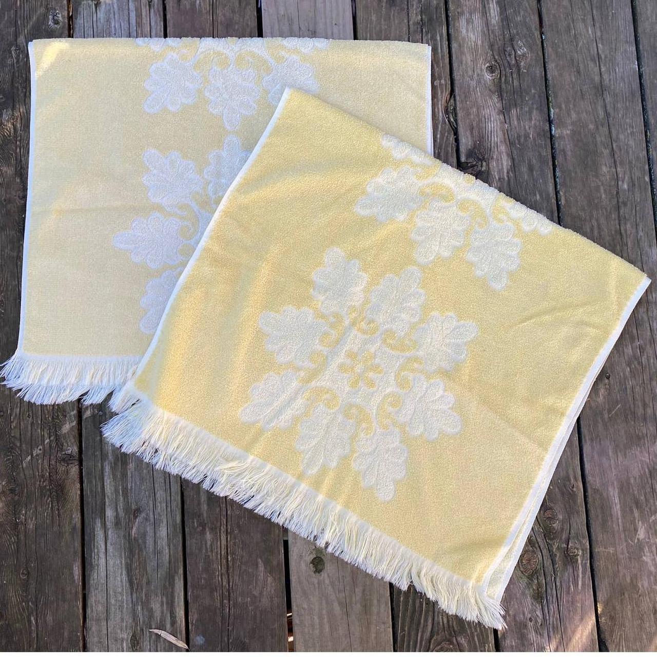 Vintage bath outlet towels