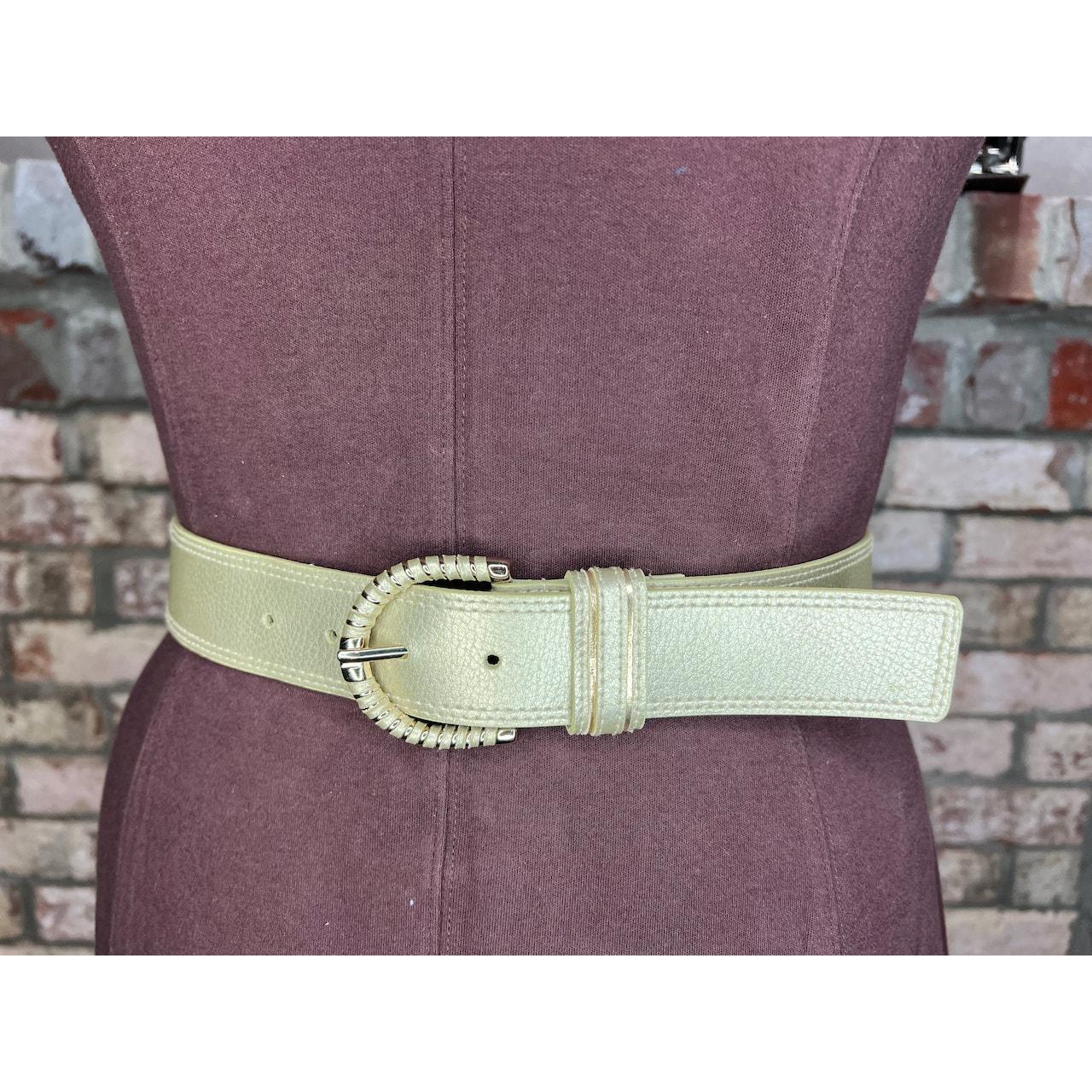 Vintage Women's Belt - Gold/Silver – Nine west belt Genuine leather gold y2k …