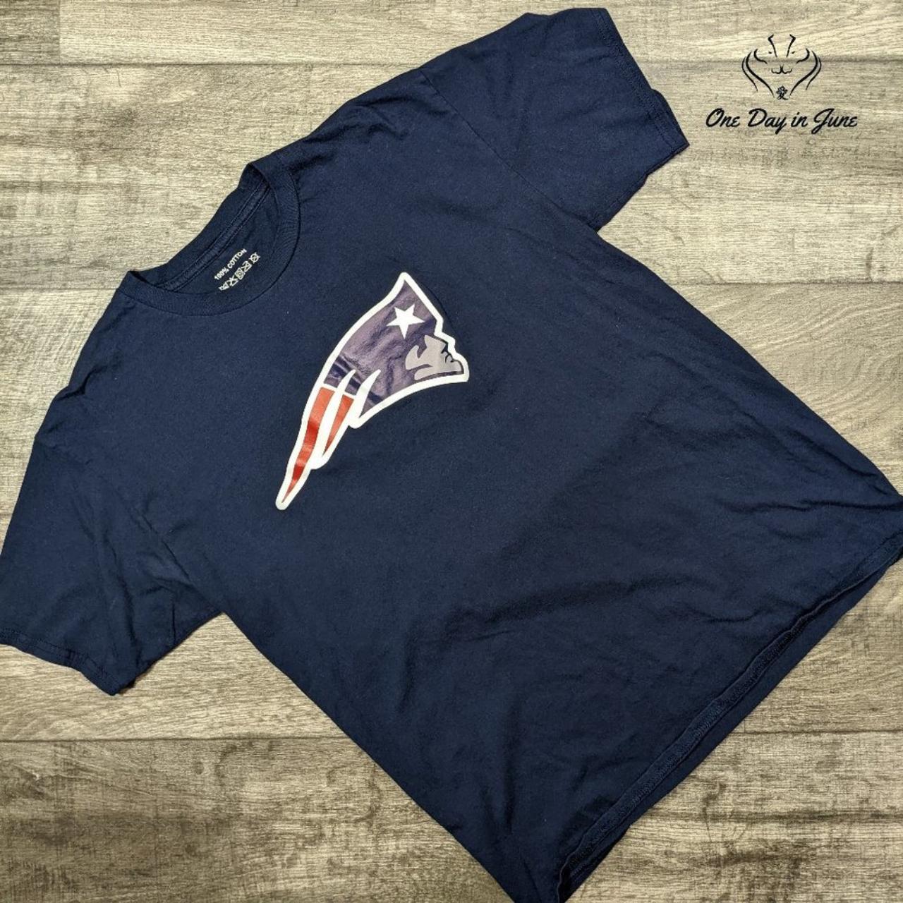 Tom Brady Patriots tee shirt I am 5'3”, 29” waist, - Depop