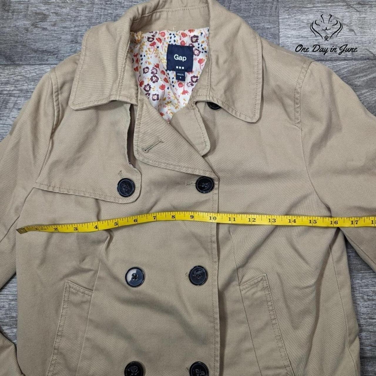 Gap Women's Jacket - Tan - S – Gap 3 Button Basic… - image 3