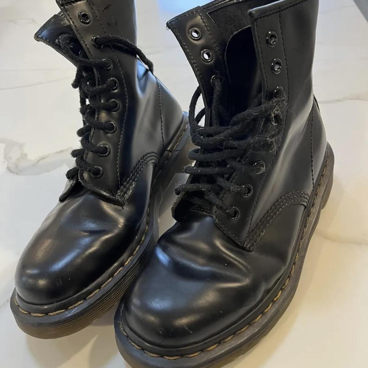 10072 2024 dr martens