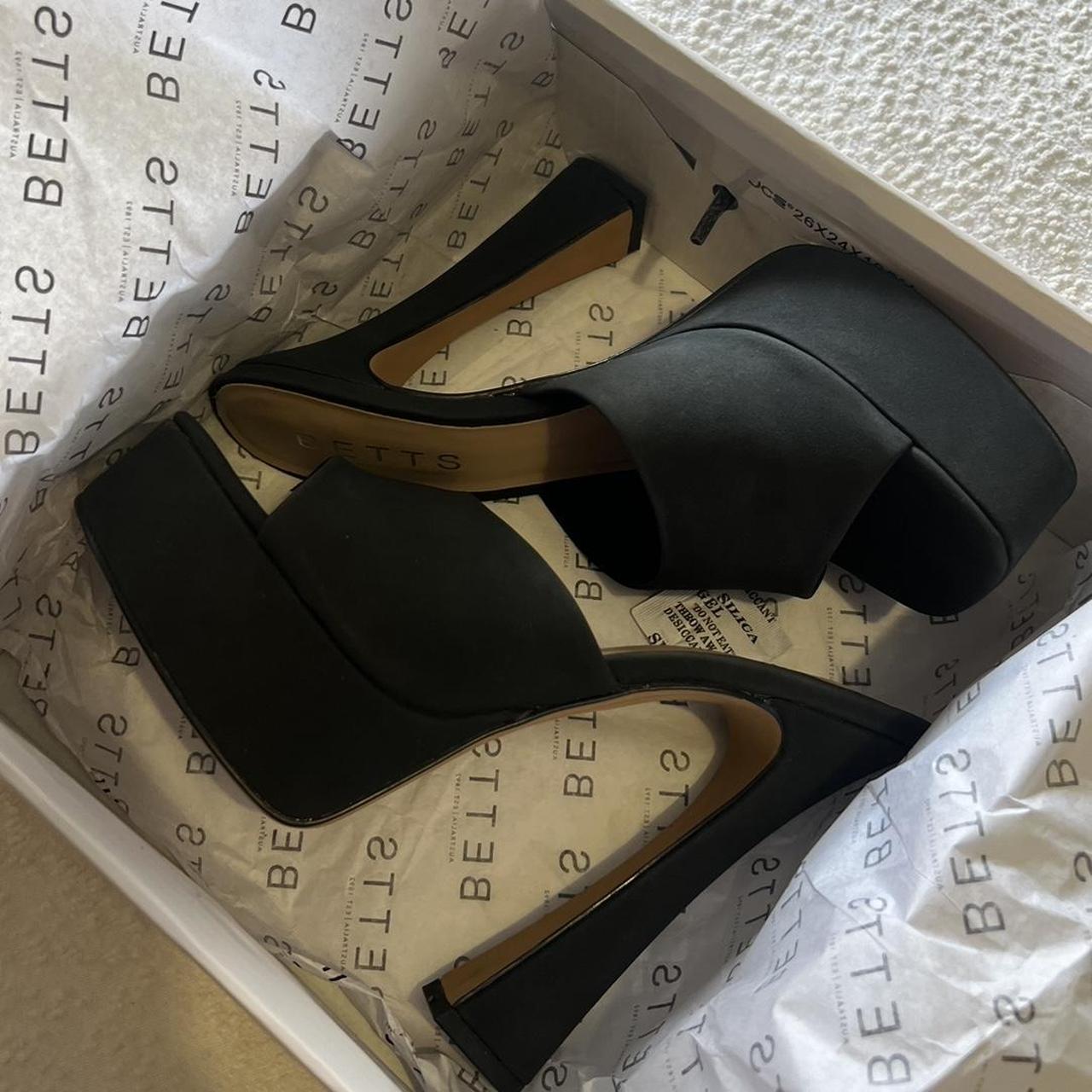 betts black heels