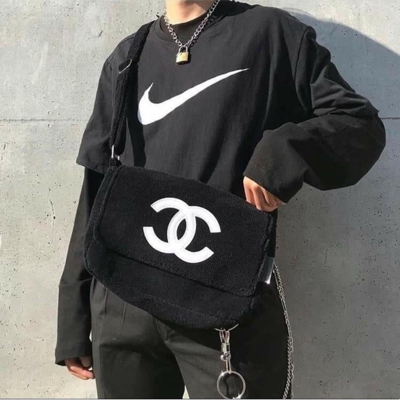 Pretty crosssbody bag from Chanel VIP gift. Makes an - Depop