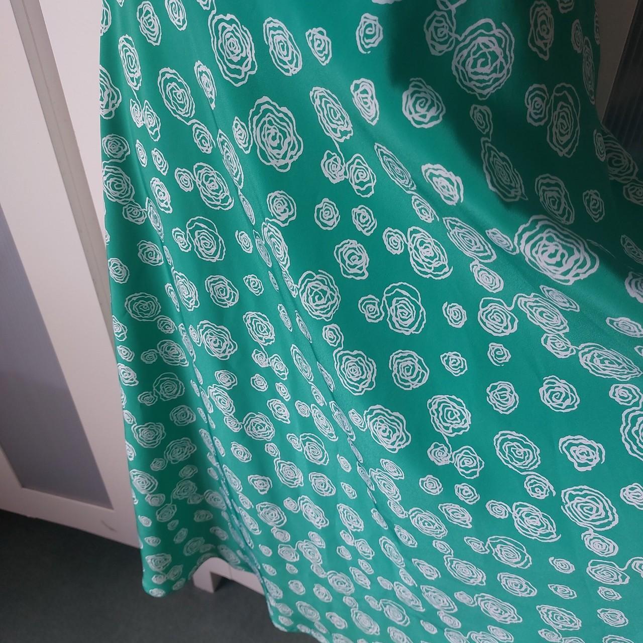 vintage tricoville Green Floral Print Skirt ( 34inc... - Depop